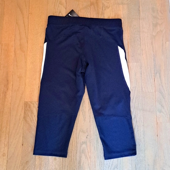 Nike Power Dri-Fit Navy/White Drawstring cropped Capri's. Size Small NWT - Picture 5 of 10